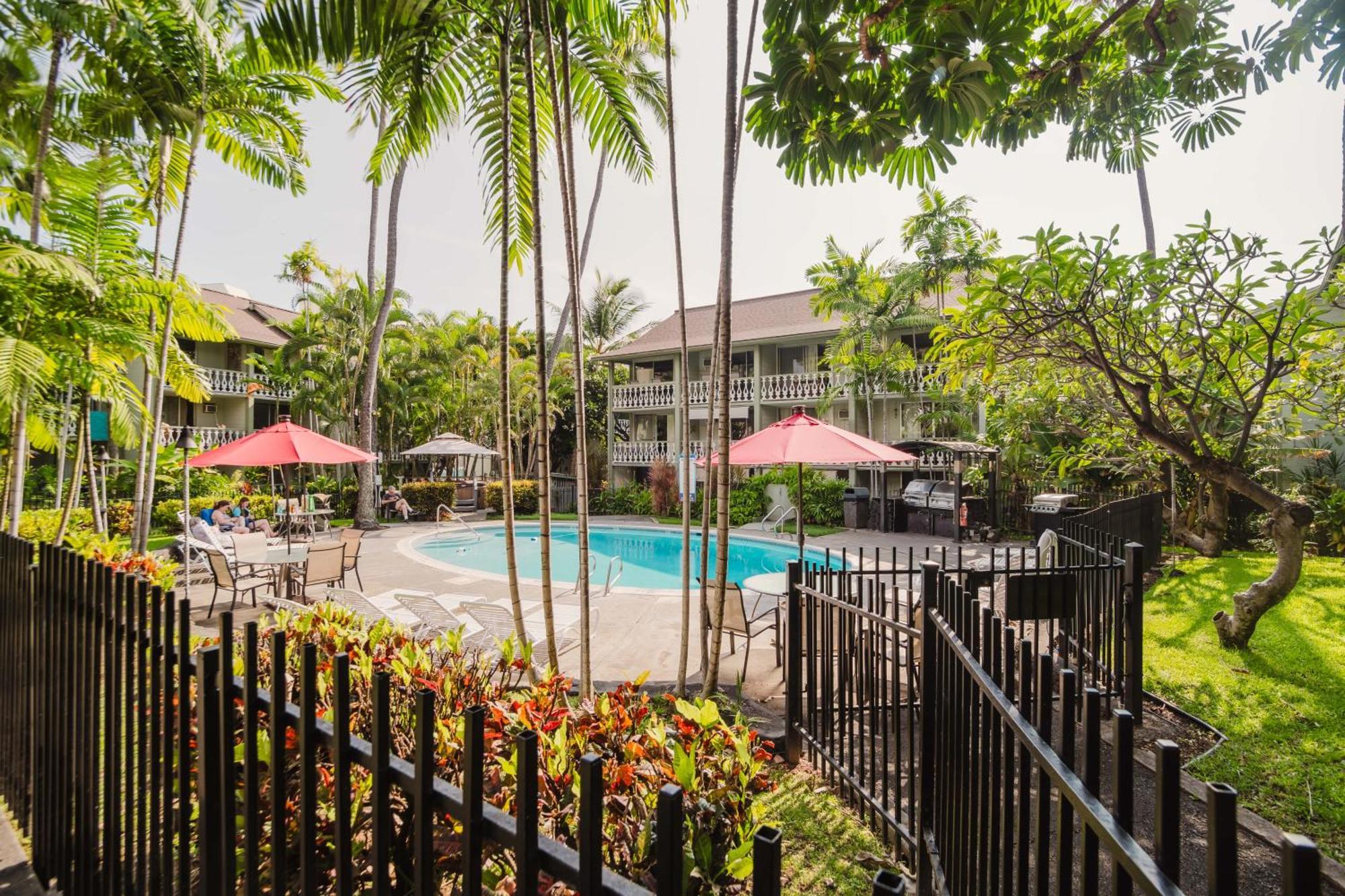 Downtown Hawaiian Paradise Condo With Hot Tub, Pool & Beach - Kona Islander Inn Kailua-Kona Exteriér fotografie