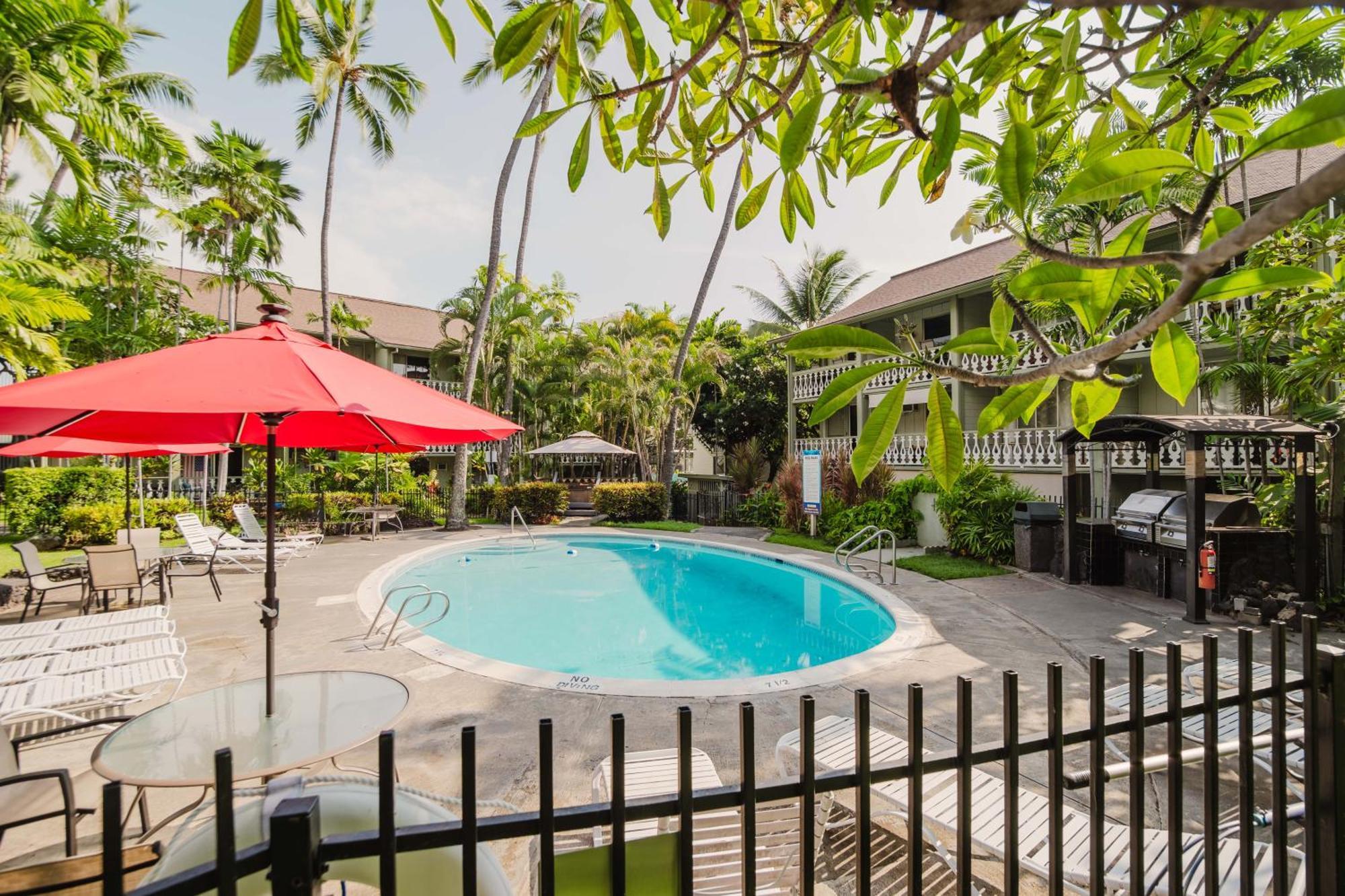 Downtown Hawaiian Paradise Condo With Hot Tub, Pool & Beach - Kona Islander Inn Kailua-Kona Exteriér fotografie